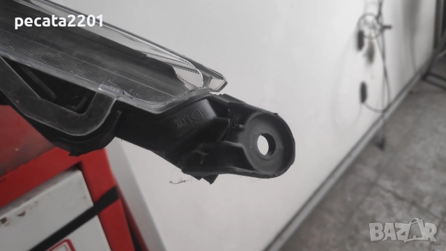 Продавам - оригинален десен Led фар за Toyota Corolla 2022 г със забележки, снимка 6 - Части - 51870521