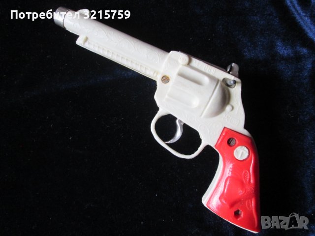 70-те детска играчка -бакелитов пистолет за капси, снимка 1 - Други - 38748385
