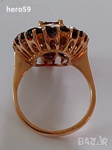 Дамски златен пръстен с гранати-18 карата злато(чехски гранати), снимка 8 - Пръстени - 38897379