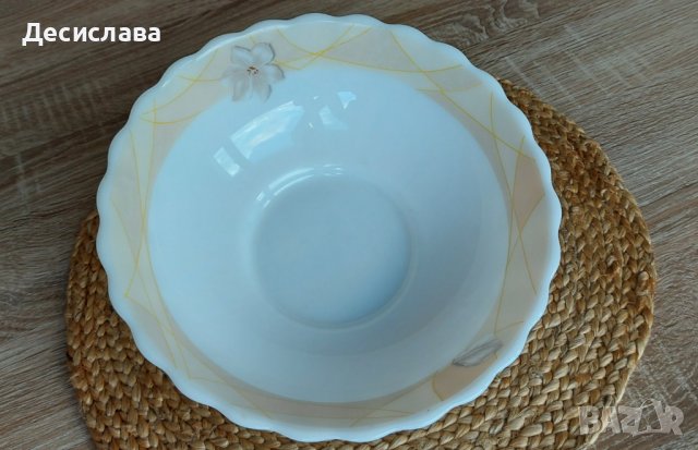 Купа за салата с цветен кант, диаметър 22 см, снимка 2 - Съдове за готвене - 40222656