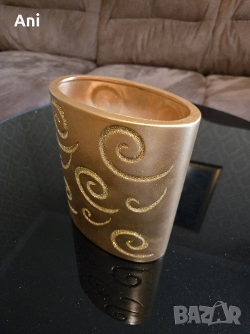 Златна ваза с брокат, снимка 2 - Вази - 52729019