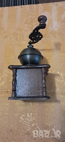 Ретро мелничка за кафе , снимка 6 - Антикварни и старинни предмети - 48331614
