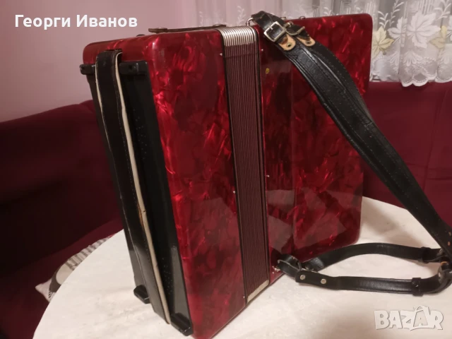 Продавам Акордеон Велтмайстер Стела 60 Баса в отлично състояние, снимка 2 - Акордеони - 51106324