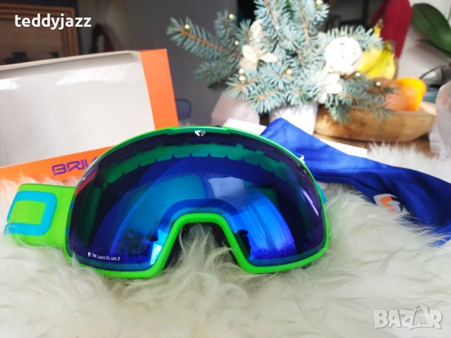 Ски,сноуборд маска Briko Nyira, снимка 1 - Зимни спортове - 43251070