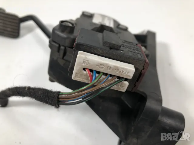 Педал газ потенциометър Opel Zafira A 1.6 101кс 9202343, снимка 3 - Части - 49857510