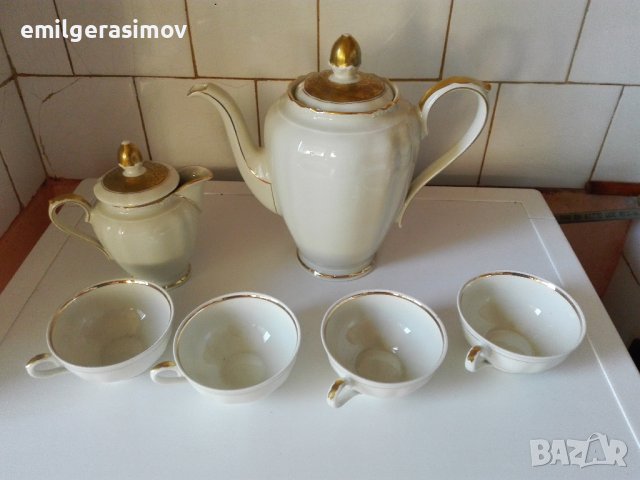 Сервиз за чай - два броя..