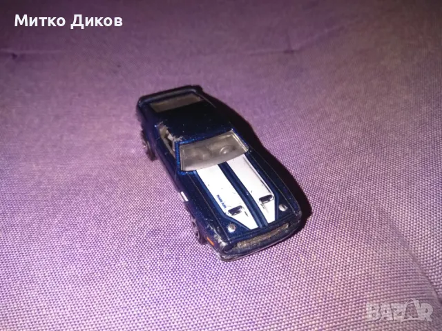 Колекционерска количка Ford Mustang Boss 351 HW Showroom 71 Hot Wheels  1:64 2013, снимка 2 - Колекции - 50165937