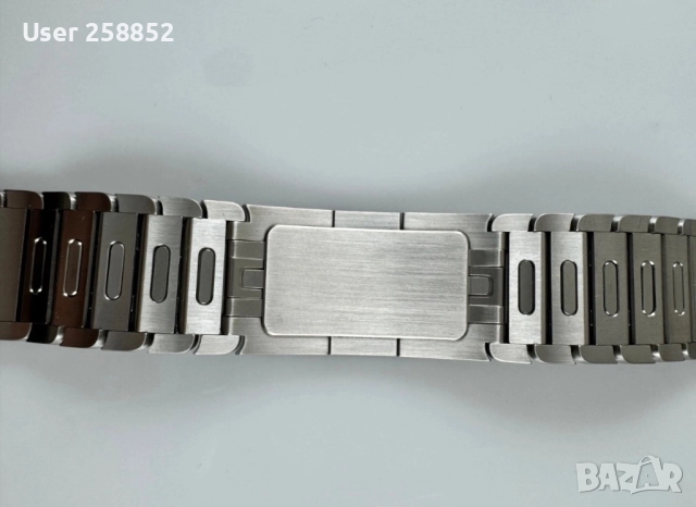 Оригинална Apple Watch сребърна каишка от неръждаема стомана със закопчаване на пеперуда - Оригинал, снимка 16 - Каишки за часовници - 52841895
