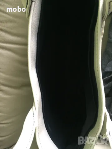 Дамска чанта, цвят резеда,дръжки в бежово,от водоустойчива промазка , едно отделение , свободно, снимка 3 - Чанти - 49634172