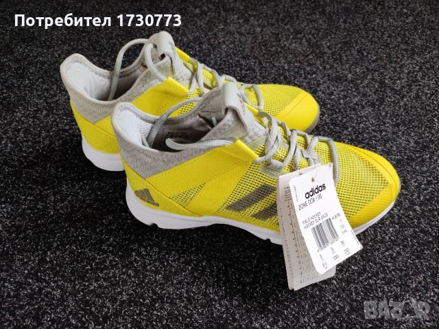 Маратонки Adidas , снимка 1 - Дамски ежедневни обувки - 40562824