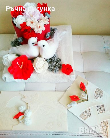 Сватбена декорация с гълъби ,кутия със сапунени рози на поставка и две сватбени картички 