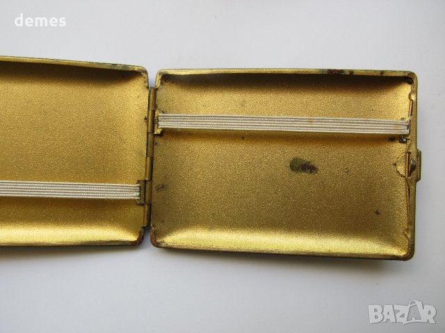 Метална табакера от 30-те години на ХХ век, снимка 6 - Антикварни и старинни предмети - 28897471