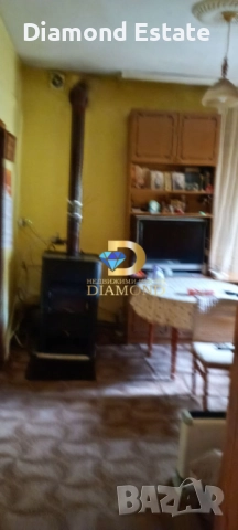 Двуетажна къща в гр. Симеоновград, кв. Злати дол, снимка 14 - Къщи - 52115221