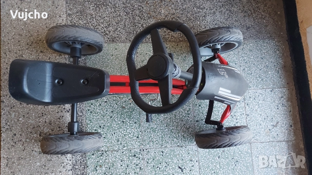 Детска кола с педали, снимка 2 - Детски велосипеди, триколки и коли - 52777198