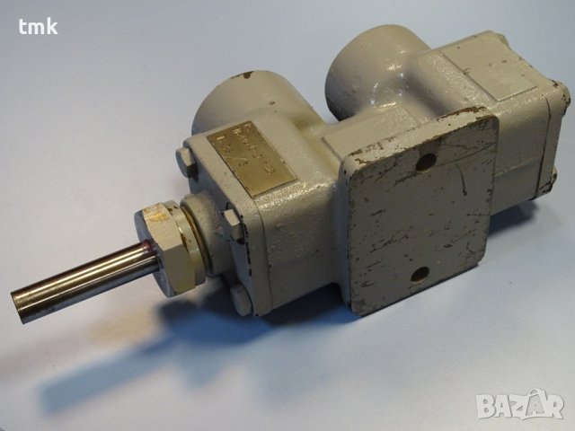 Винтова хидравлична помпа Termomeccanica T38/3, снимка 8 - Резервни части за машини - 40528188