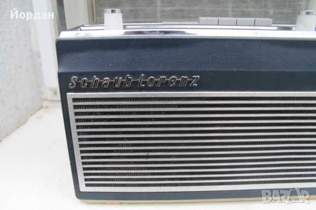 Радио ''Schaub Lorenz Weeekend 80 '', снимка 2 - Радиокасетофони, транзистори - 43007763