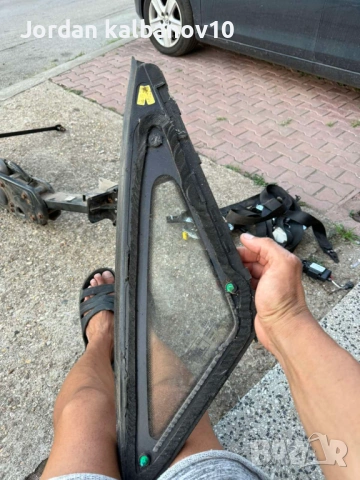 Ляво малко триъгълно задно стъкло на Ауди Audi A8 D4 H4 Long само за 80Eur., снимка 3 - Части - 53308476