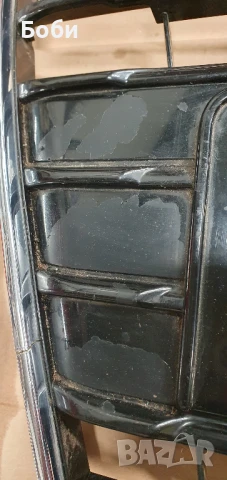 Продавам здрава решетка за Ауди А5 2014-2015 със забележки, снимка 4 - Части - 50787676