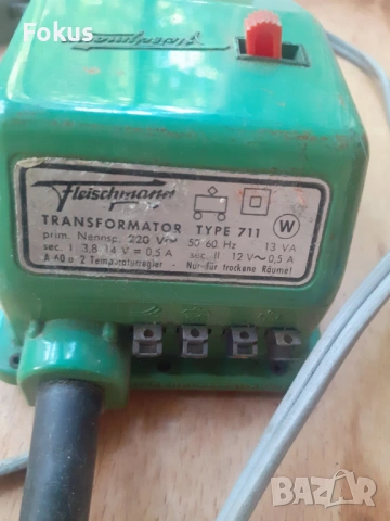 стар трансформатор захранване траф за влакче - игра, снимка 3 - Антикварни и старинни предмети - 53274063