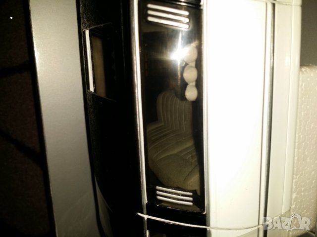 Lincolwn Town Car Limuosine . 1.18.Здравейте продава се модела от  снимките 1.18 Мащаб., снимка 9 - Колекции - 34604103