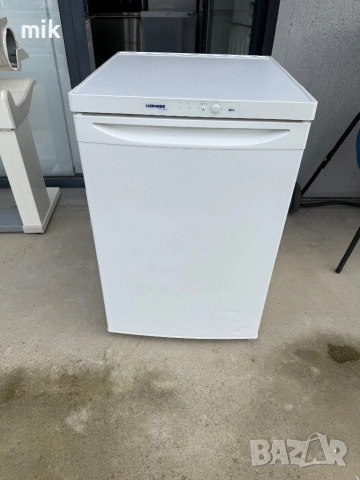 Малък фризер Либхер Комфорт с 3 чекмеджета Като нов , снимка 3 - Фризери - 52139778