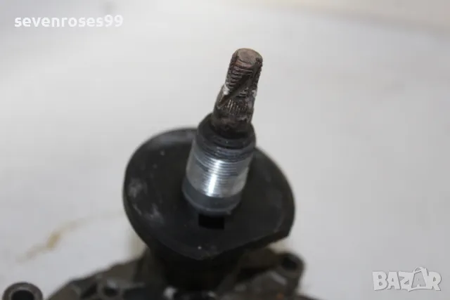 Мотор задна чистачка Рено Меган Сценик Renault Megane Scenic  53008302  шпилката е малко нарязана , снимка 2 - Части - 50337429