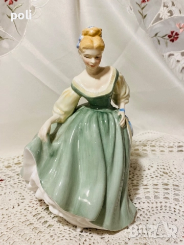 порцеланова статуетка 