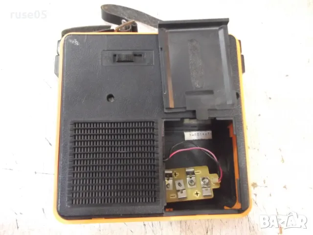 Радио транзистор "Вега - 404" съветски работещ, снимка 7 - Радиокасетофони, транзистори - 50393322