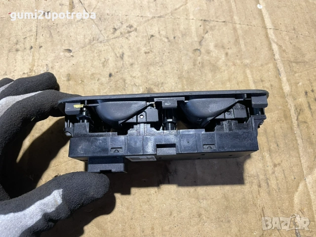 Бутони Прозорци Лява Врата 7L5959857A Porsche Cayenne S 4.5 2005г 9PA, снимка 2 - Части - 53071283