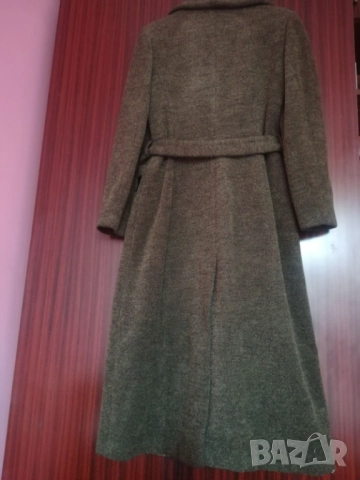 елегантно дълго масленозелено палто, снимка 4 - Палта, манта - 48266793