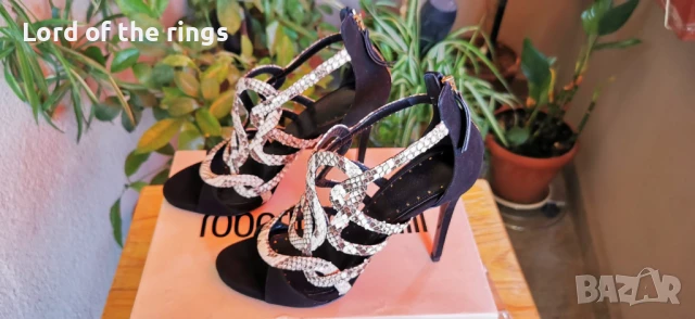 Оригинални маркови дамски обувки / сандали ROBERTO CAVALLI - 39 номер, снимка 2 - Дамски обувки на ток - 51235494