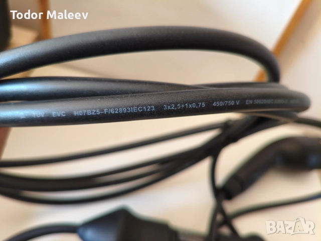 Оригинална зарядна станция VOLVO ТYPE 2 тип шоко 2.3 kW 4 метра 10A, снимка 7 - Аксесоари и консумативи - 52364346