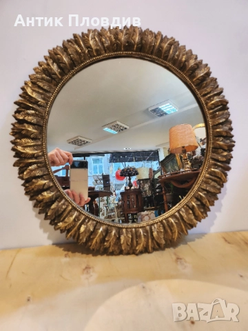 Кръгло декоративно огледало с орнаменти от полирезин, снимка 2 - Огледала - 49648735