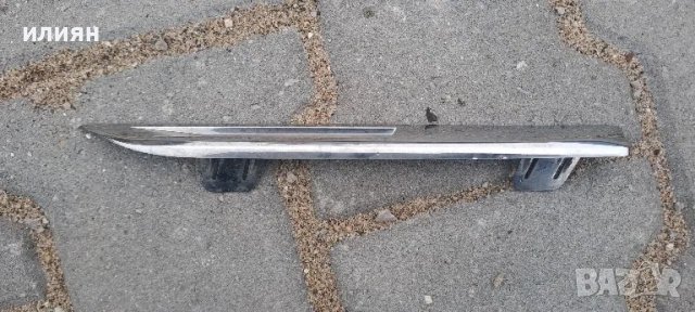 лайсна за преден ляв калник за Renault Megane 2016 2017 2018 2019 990430979R 990431286R , снимка 2 - Части - 49895510