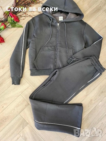 Дамски ватирани екипи 