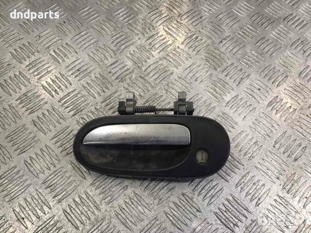 Предна лява дръжка Nissan Almera Tino 2000г.