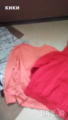 Дамски /Детски суичъри блузи Уайкики, снимка 3 - Суичъри - 34589132