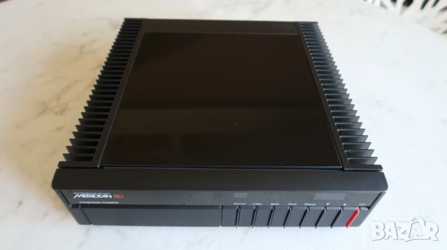 усилвател Meridian 551