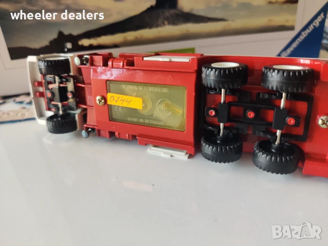 Метална количка SIKU Камион пожарна с Вишка Mercedes LKW, снимка 9 - Колекции - 50835977
