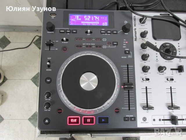 КОНЗОЛА NUMARK MIXDECK, снимка 7 - Ресийвъри, усилватели, смесителни пултове - 52455802