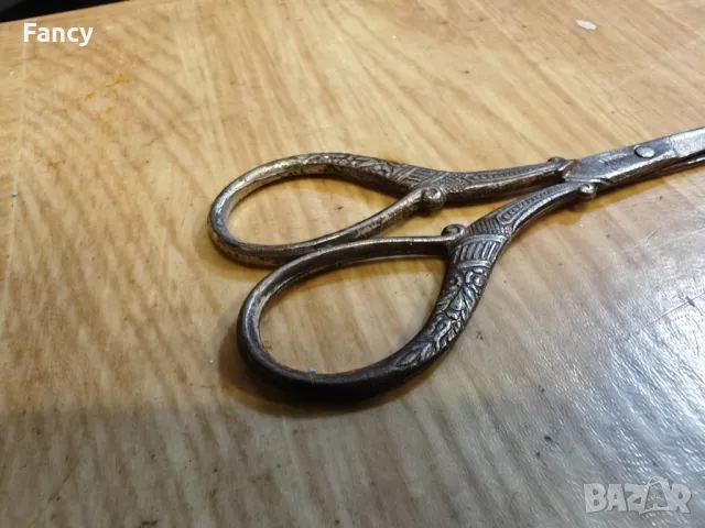 Малка стара ножица Singer, снимка 4 - Антикварни и старинни предмети - 47694734