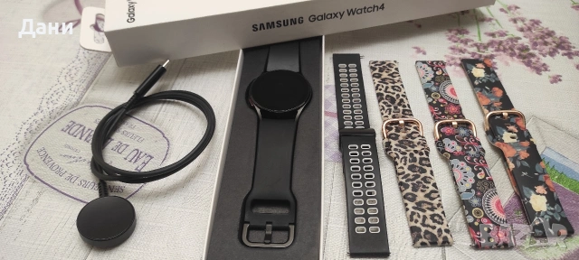 Смарт часовник Samsung Galaxy watch 4 , снимка 2 - Смарт часовници - 53357901