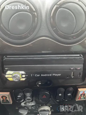 Мултимеди, снимка 9 - Навигация за кола - 49345705