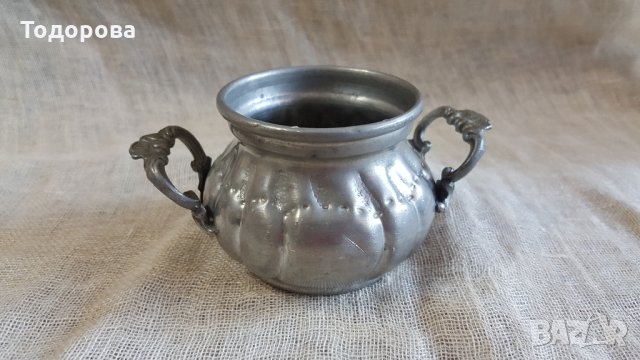 Метален съд