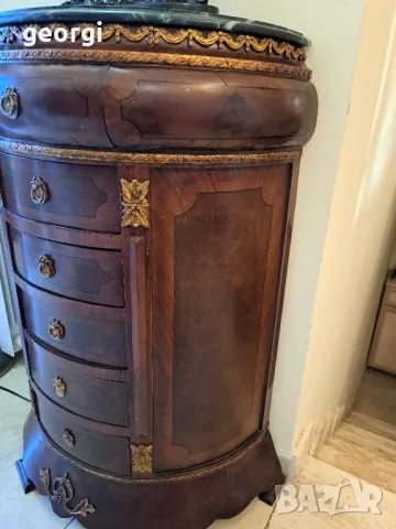 френски бароков комод, снимка 4 - Антикварни и старинни предмети - 49566860