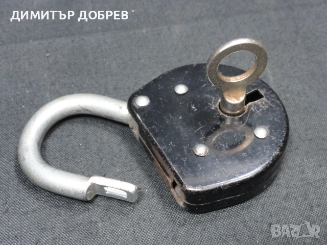 СТАР РЕТРО КАТИНАР С КЛЮЧ, снимка 2 - Антикварни и старинни предмети - 53022492