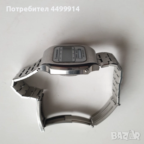 Електронен часовник Commander, снимка 2 - Антикварни и старинни предмети - 52478121