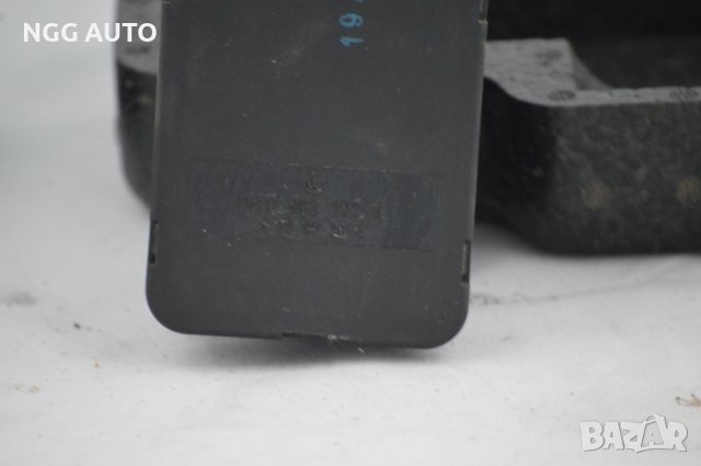 Вакуум помпа централно заключване за VW POLO (6N1) (1994 - 1999), снимка 6 - Части - 37793721