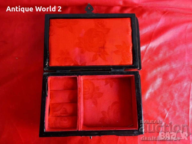 Стара Китайска Кутия За Бижута с Диорама , Пагода ,Корк, снимка 3 - Антикварни и старинни предмети - 53201078