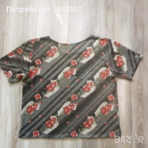 Дамска блуза с блестящ ефект, снимка 5 - Тениски - 51699953